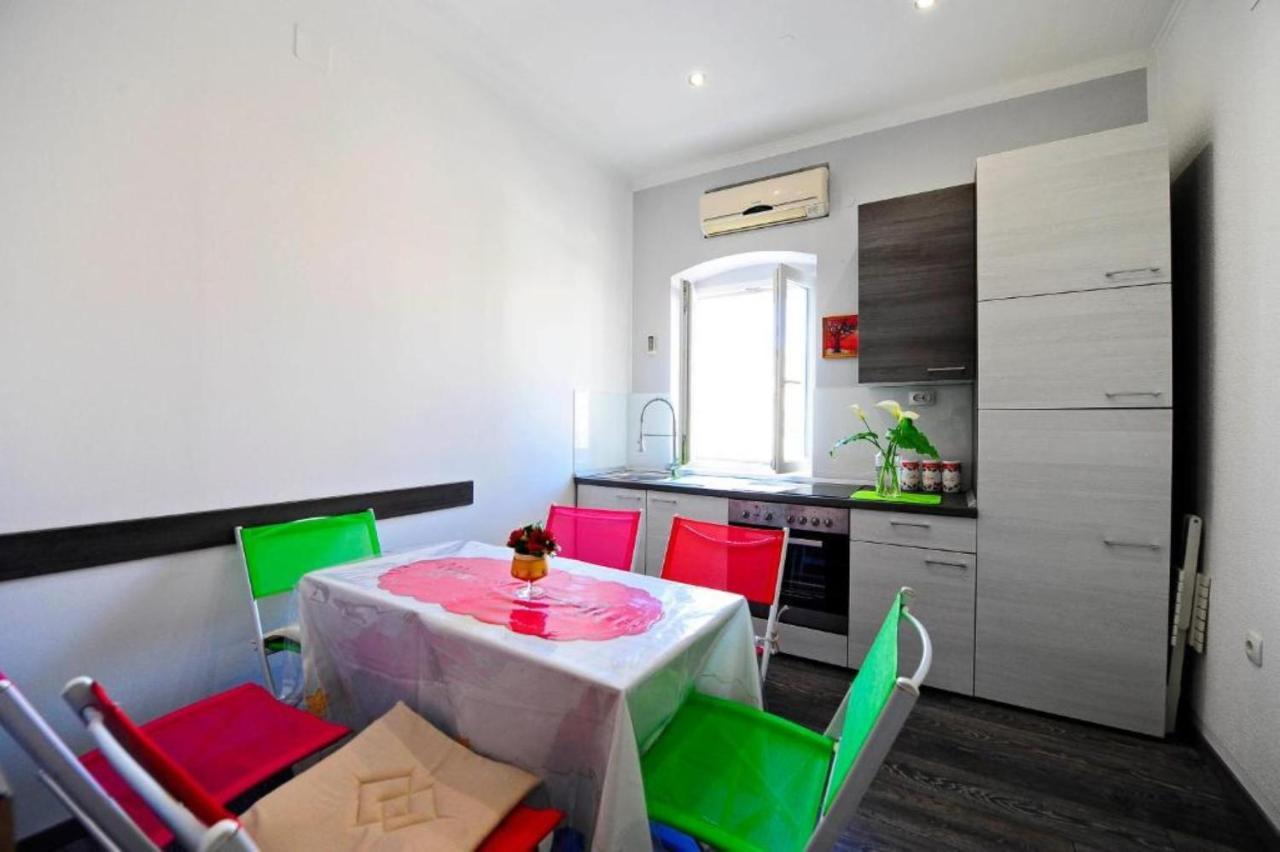 Apartments Bulovic In The Very Center Of 스플리트 외부 사진