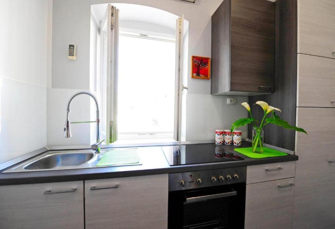 Apartments Bulovic In The Very Center Of 스플리트 외부 사진