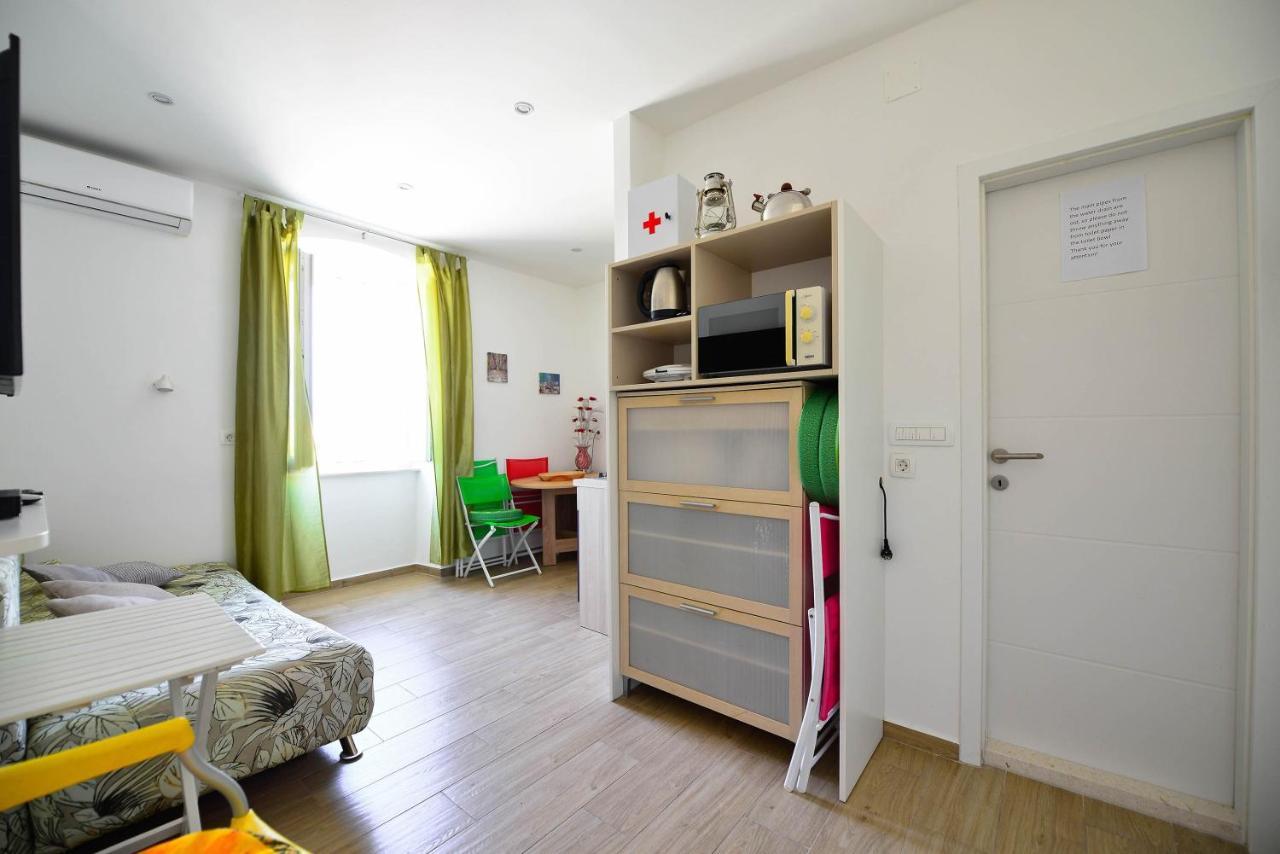 Apartments Bulovic In The Very Center Of 스플리트 외부 사진
